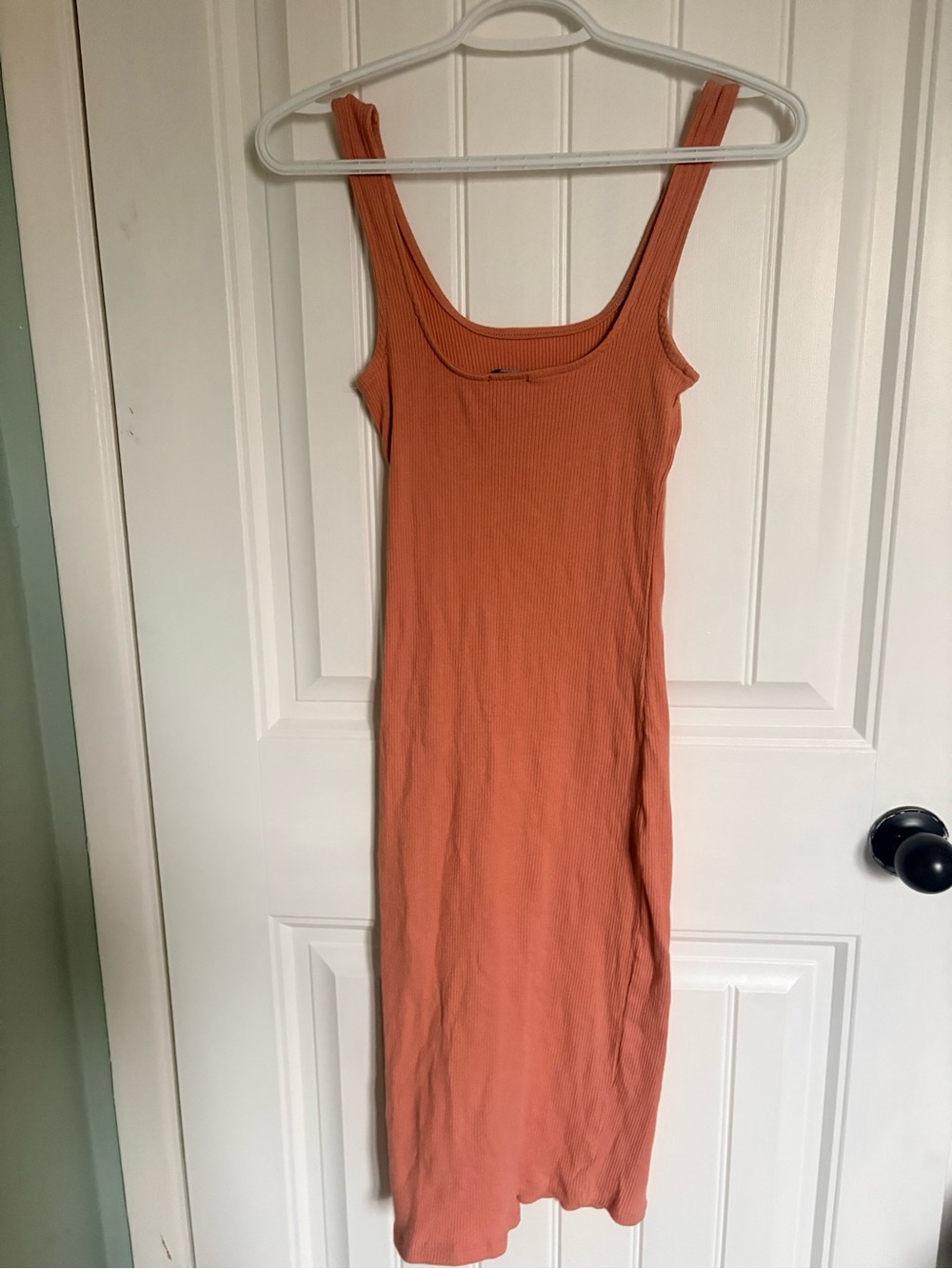 Pink Sleeveless Maxi Dress – Size S | Soft‑Girl Aesthetic | Minimalist Summer - Picture 4 of 7